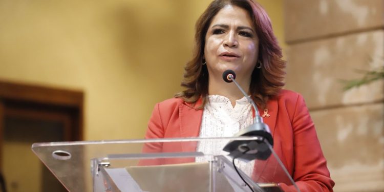 Es tiempo de mujeres con una vida libre de violencia: Fabiola Alanís