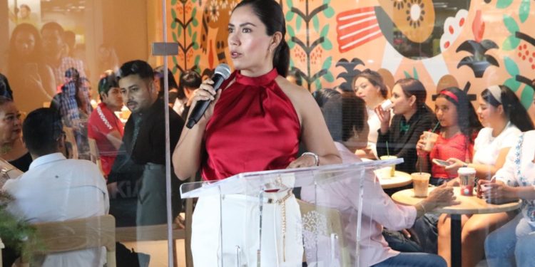 Apertura de Starbucks fortalece la inversión en Apatzingán