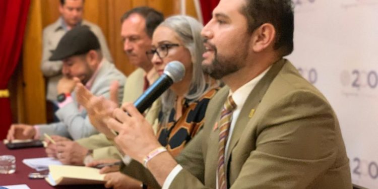 Desde el Congreso local, Octavio Ocampo impulsa diálogo abierto para el fortalecimiento de la UMSNH