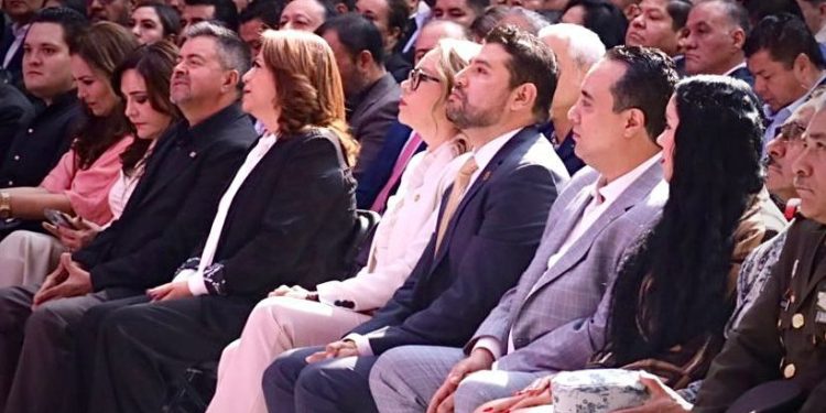 Atestigua GPPRD la firma de promulgación de la Reforma al Poder Judicial