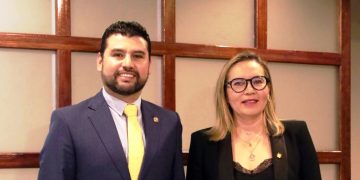 Octavio Ocampo impulsa diálogo abierto y participativo en la reforma universitaria