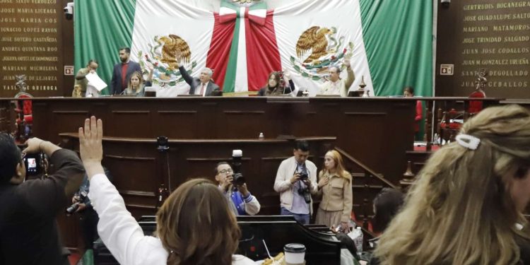 Busca 76 Legislatura trato igualitario a productores de bebidas artesanales con alcohol en materia tributaria