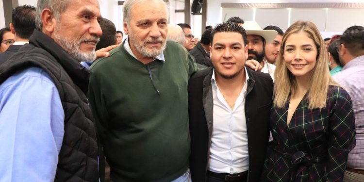 Reconoce Brissa Arroyo trayectoria del galardonado en Derechos Humanos, “Tata Pancho”