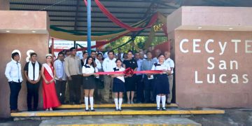 Celebra Cecytem San Lucas 30 años con obras de infraestructura