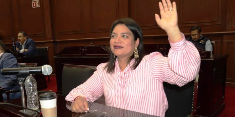 Presupuesto responsable y municipalista el aprobado por el Congreso: Erendira Isauro