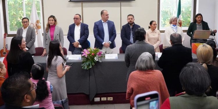 Asumo la agenda de los derechos humanos como propia: Brissa Arroyo