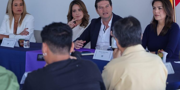 Reconoce Alfonso Martínez valor y alcance de los medios de comunicación