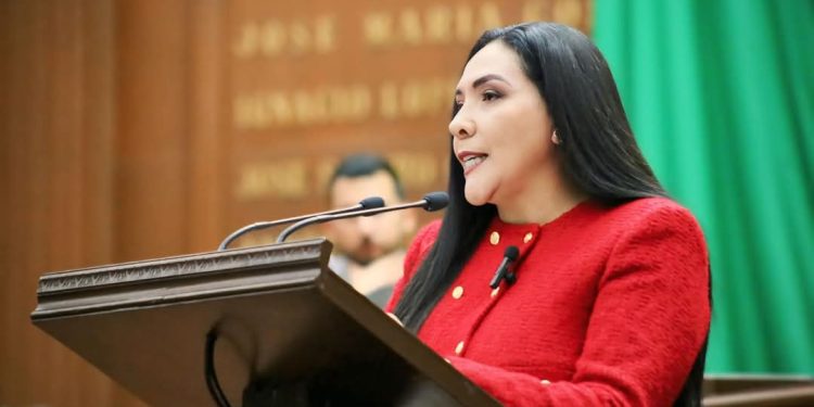 Propone Adriana Campos ampliar causales para que violentadores de niñas y mujeres no puedan ser candidatos