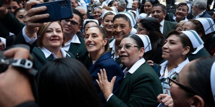 Presidenta De México resalta prioridades del Imss: derechos de trabajadores, IMSS bienestar, centros de cuidado infantil Y programa salud casa por casa