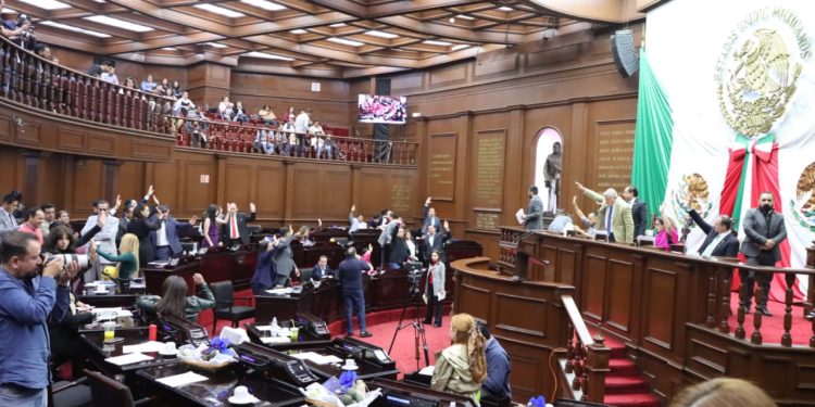 Efectiva atención y prevención de violencias contra las mujeres, el objetivo: 76 Legislatura