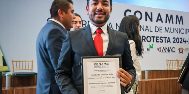 Humberto Jiménez Solís asume como vicepresidente de la CONAMM en la toma de protesta de la nueva directiva