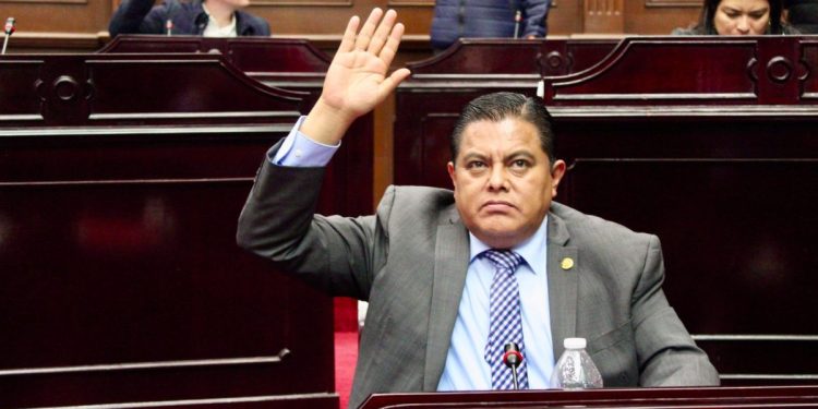 Con la desaparición de órganos autónomos se desmantela al Estado:  Santiago Sánchez Bautista