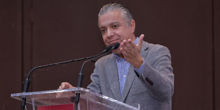 Orden, trabajo y transparencia, factores para el desarrollo de Michoacán: Navarro García