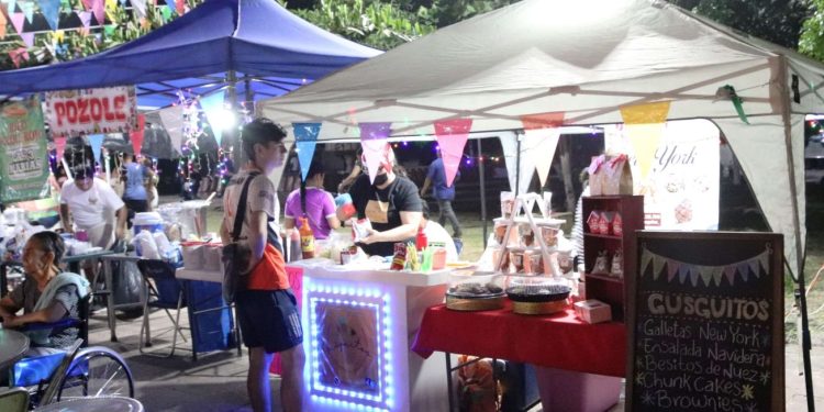 En Apatzingán se presentan villancicos navideños