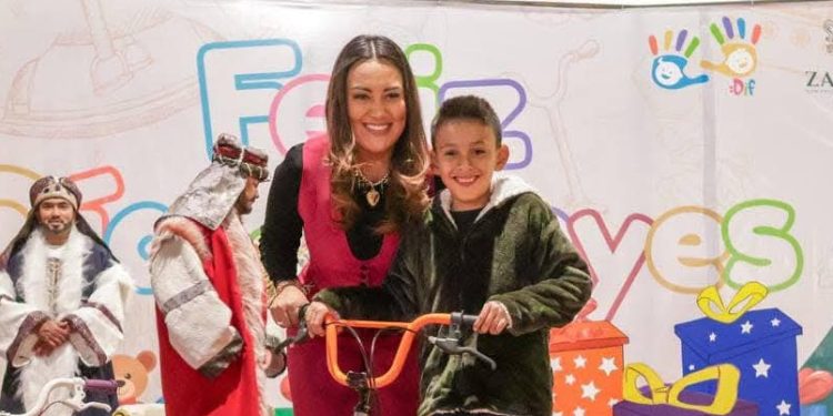 Los Reyes Magos celebraron a lo grande con las niñas y niños de Zacapu: Mónica Valdez