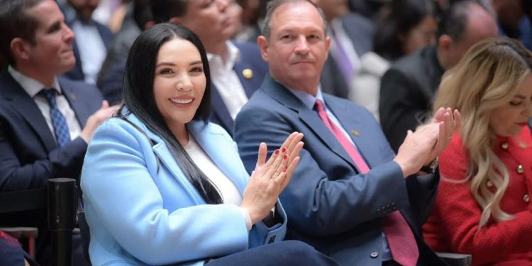 Con promulgación de reforma a la UMSNH se garantiza más oportunidades a las y los jóvenes: Adriana Campos