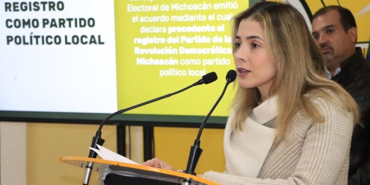 Convoca Brissa Arroyo a no repetir errores del pasado en la construcción del nuevo PRDM