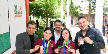 Ganaron estudiantes del Cecytem 74 medallas en 2024