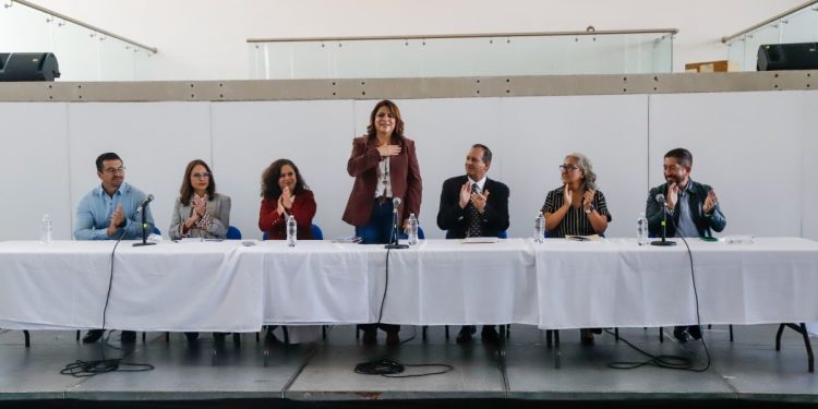 Llama Fabiola Alanís a votar en la elección del 1º de junio para renovar al PJ
