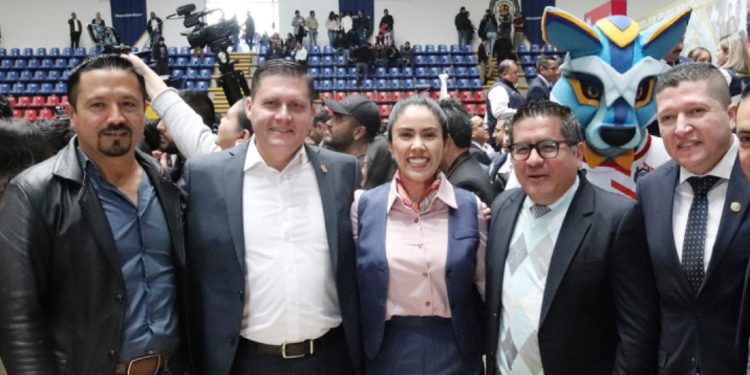 Celebra Fanny Arreola la Promulgación de la Reforma Constitucional a la Universidad Michoacana de San Nicolás de Hidalgo