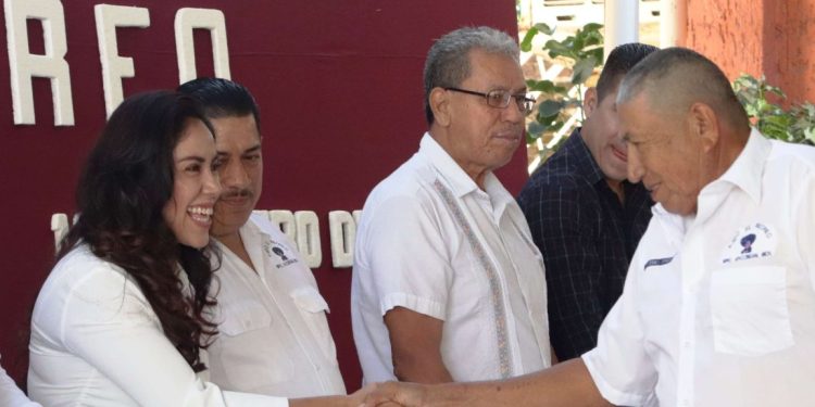 Fanny Arreola reconoció el trabajo y unión de las familias del Ejido El Recreo