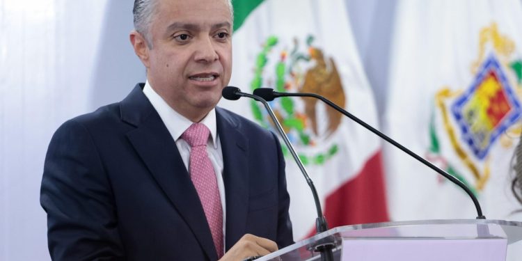 Michoacán, entre los 3 estados líderes en Gobierno Digital: Navarro García