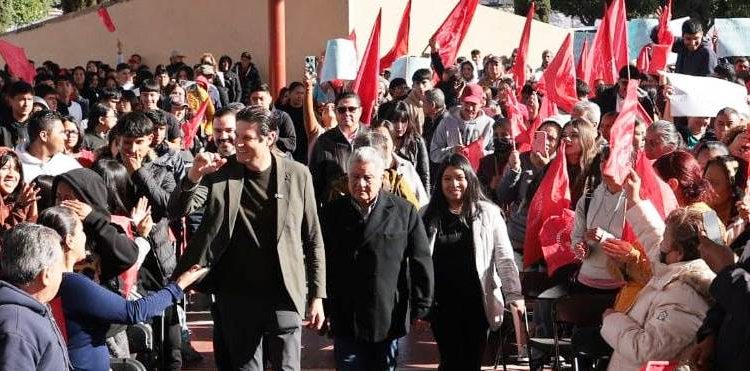 Alfonso Martínez refrenda su apoyo a Antorcha Campesina