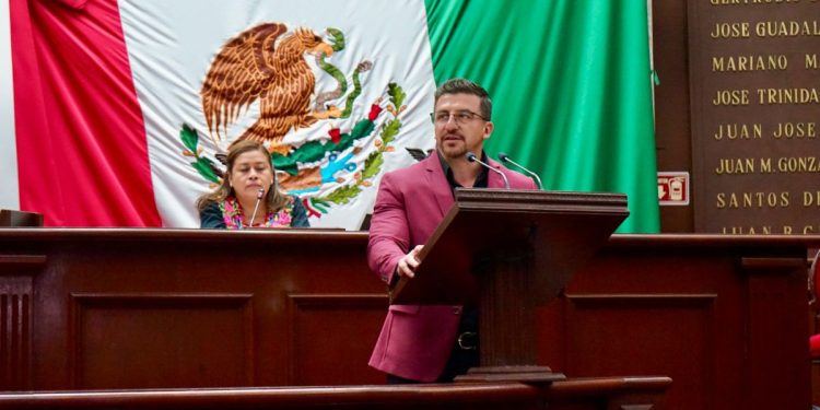 Sanear problemáticas de Pátzcuaro y alrededores, el objetivo: Toño Mendoza