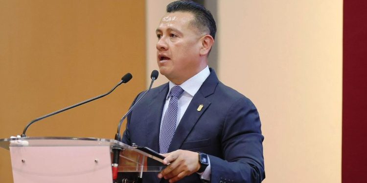 Urge Torres Piña a municipios modificar reglamento de centros nocturnos