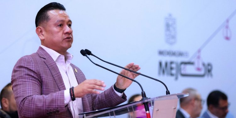 Michoacán, ejemplo en respaldo y promoción de autogobiernos: Torres Piña