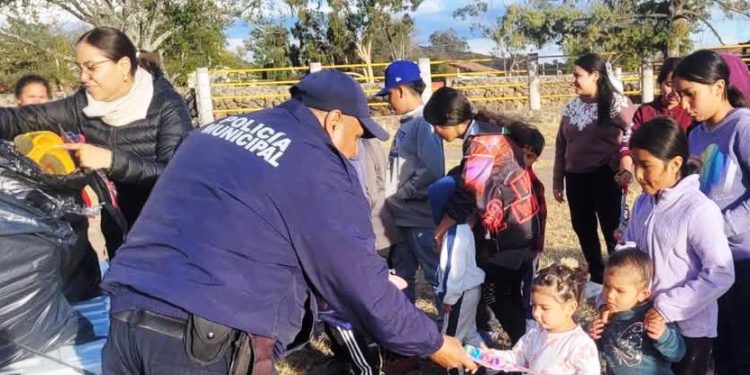 Lleva Seguridad Pública de Morelos alegría a las familias con entrega de juguetes