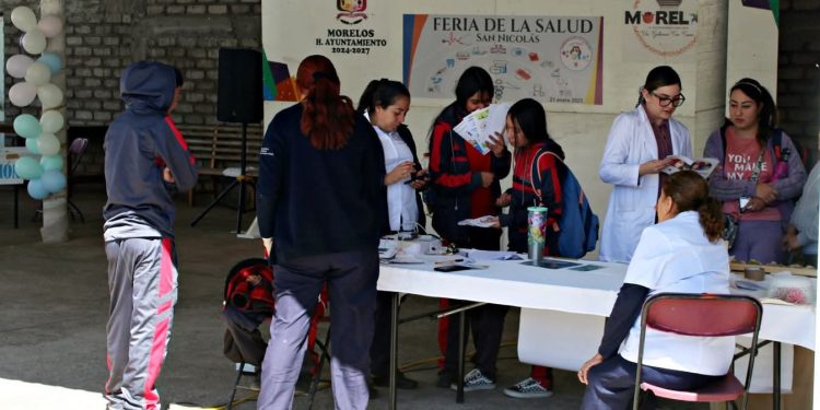 Llevan Ayuntamiento de Morelos servicios médicos a San Nicolás con la Feria de la Salud
