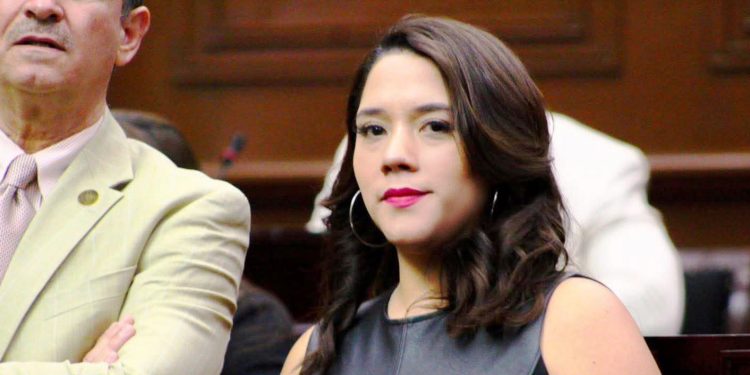 Luchar contra la depresión, tarea de todas y todos: Xóchitl Ruiz González