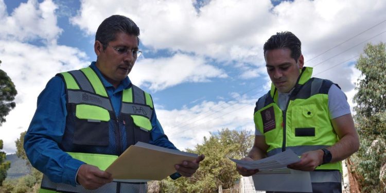 Supervisa SCOP rehabilitación de camino Erongarícuaro – La Zarzamora – Franco Reyes