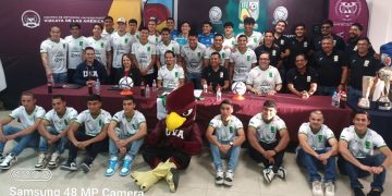 Presentan ante los medios, al equipo Aguacateros CDU