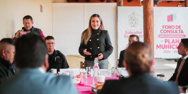 Salvador Escalante refuerza su estructura de seguridad a través de mesas de trabajo interinstitucionales