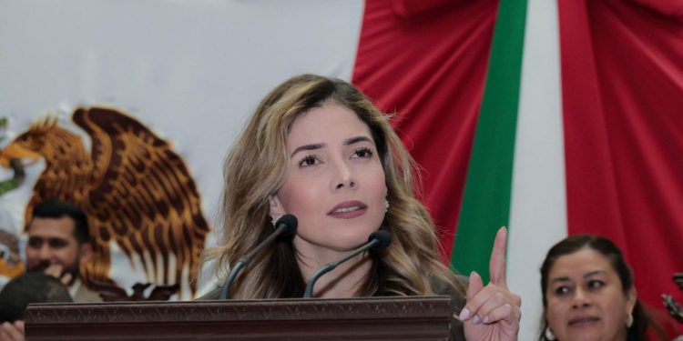 Con el Parlamento Abierto vamos hacia soluciones efectivas: Brissa Arroyo