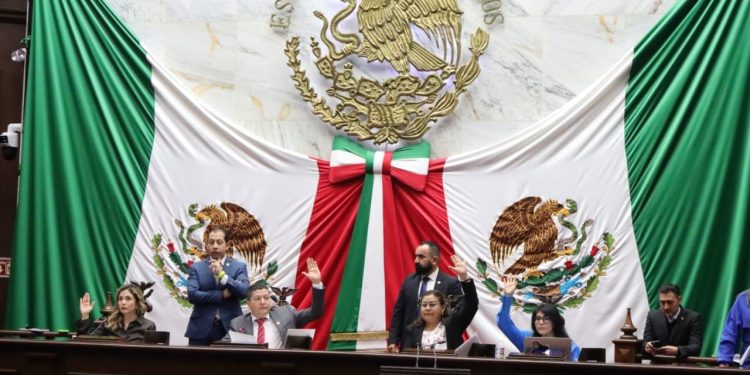 Abrogan diputados Decreto Legislativo 135 referente a la entrega de la Presea “Primer Supremo Tribunal de Justicia para la América Mexicana, Ario 1815”