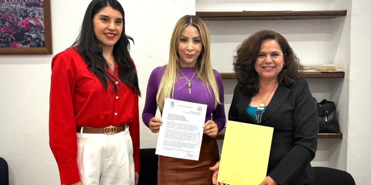 Segundo Parlamento de Mujeres 2025 avanza en su proceso de selección; Jurado Calificador recibe documentación para iniciar su revisión