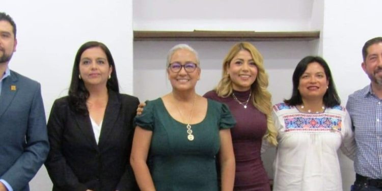 Avanzamos en igualdad sustantiva, erradicación de la violencia y no reelección: Emma Rivera