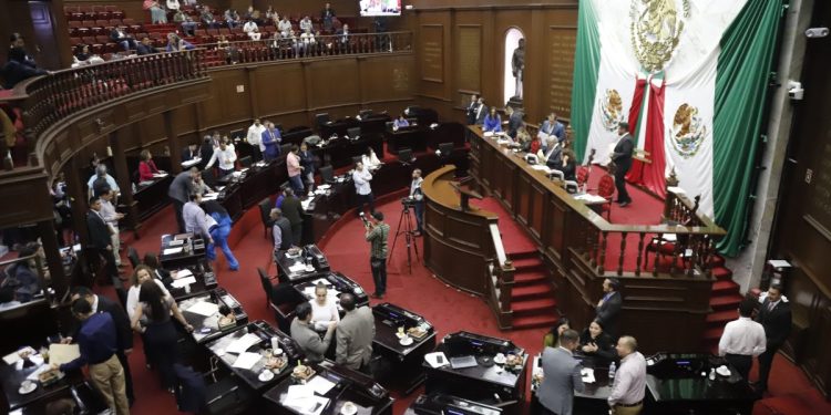 Aprueba Congreso del Estado retiro voluntario del Magistrado Jorge Reséndiz García