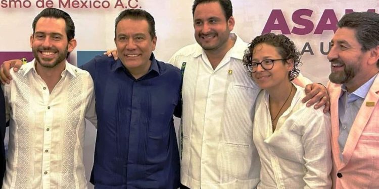 Nombran a Roberto Monroy vicepresidente de la Asociación de Secretarios de Turismo de México