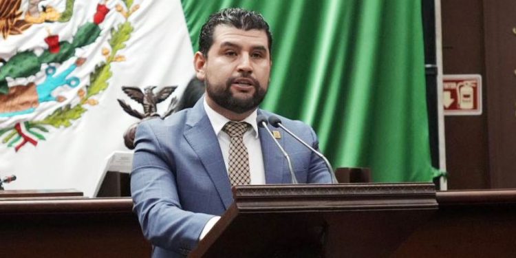 Octavio Ocampo propone fortalecer la lucha anticorrupción en Michoacán