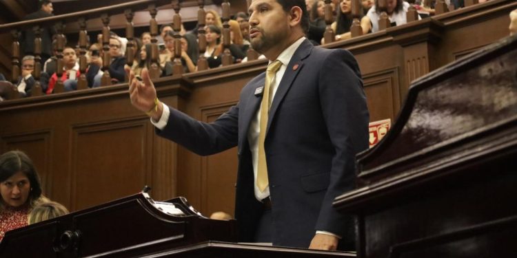 La digitalización fortalece el desarrollo social en Michoacán: Octavio Ocampo