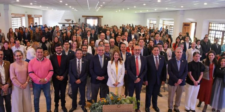 Pátzcuaro, sede de la 1ª Jornada Estatal de Notarios