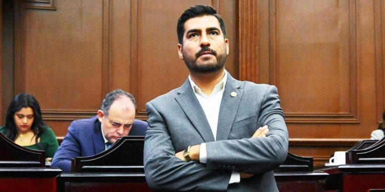 Denuncia Poncho Chávez irregularidades en elección de candidatos al PJ