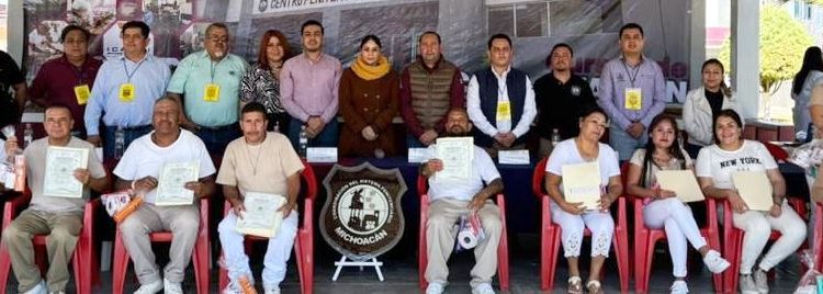 Capacitan para el trabajo a personas privadas de la libertad en La Piedad