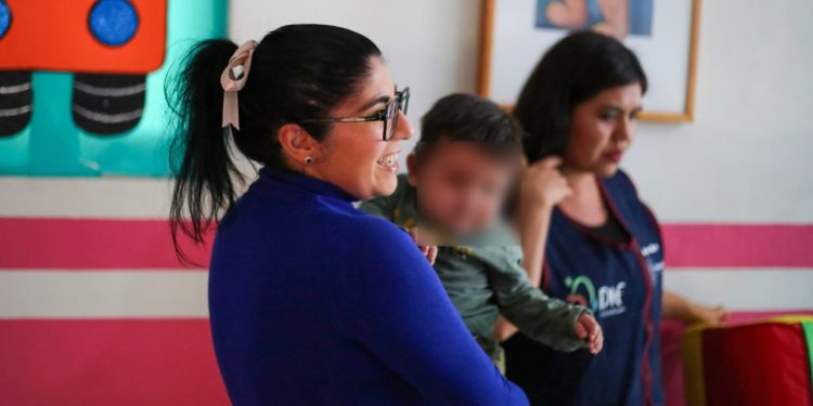 Visita Vanhe Caratachea estancia infantil del programa NIDOS en Tanhuato