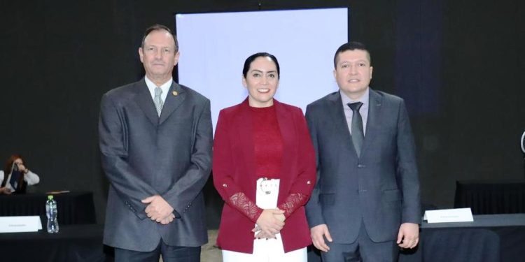 Avanza en tiempo y forma el trabajo del Comité de Evaluación del Poder Legislativo: Vicente Gómez