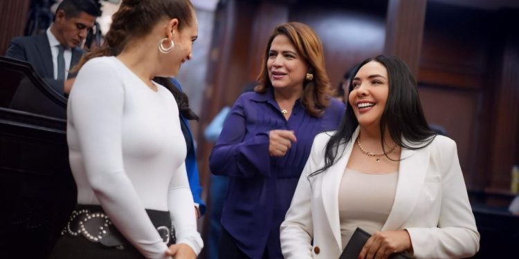 Aprueba Congreso exhorto para proteger producción agrícola ante incremento a los aranceles a propuesta de Adriana Campos